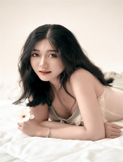 仁显皇后的男人全集_斗鱼主播涉嫌低俗表演被罚_脱轨在线免费观看